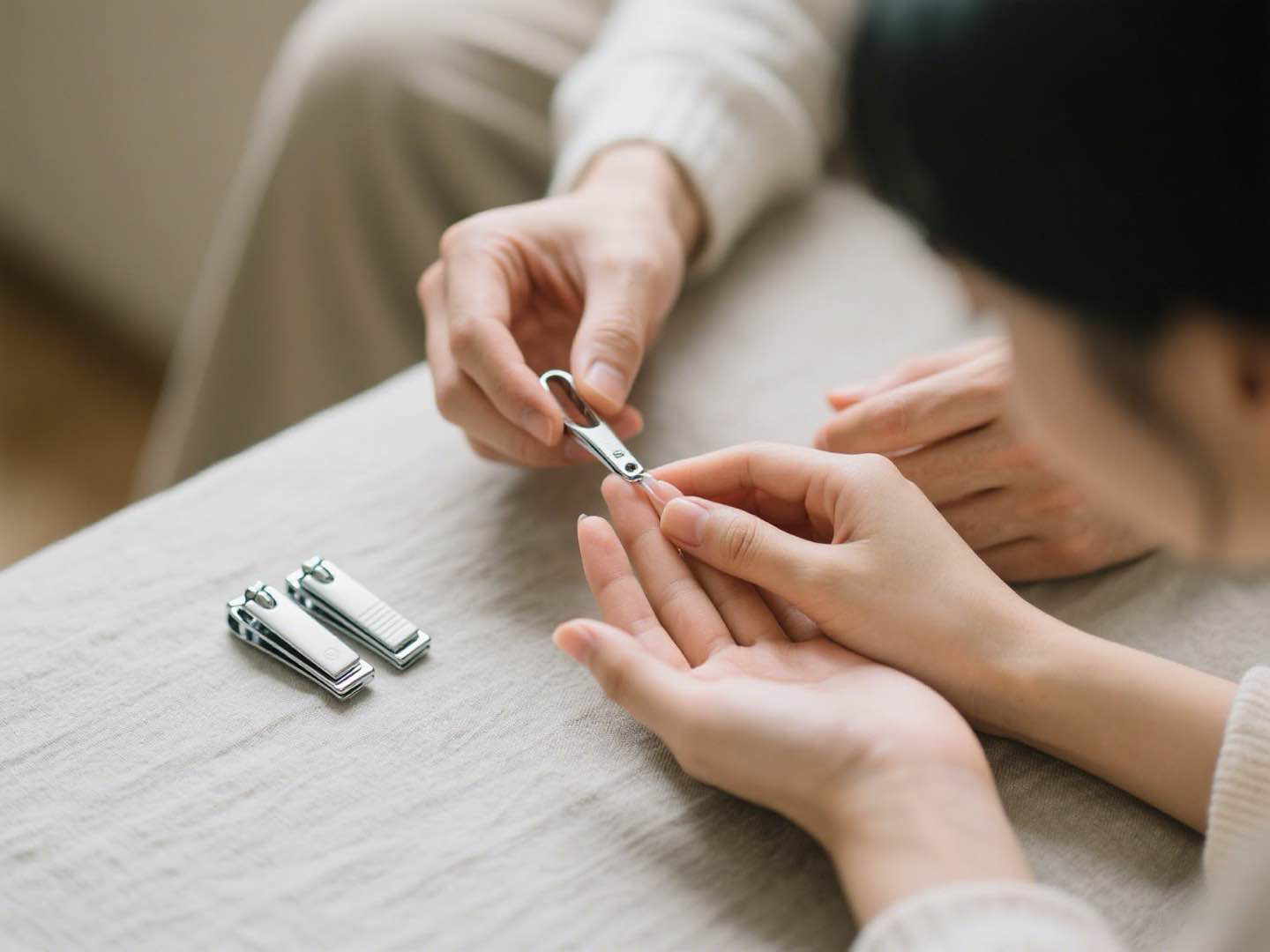 爱的细节修行：情侣指甲剪套装如何成为情人节新宠？---杭州指甲剪定制工厂